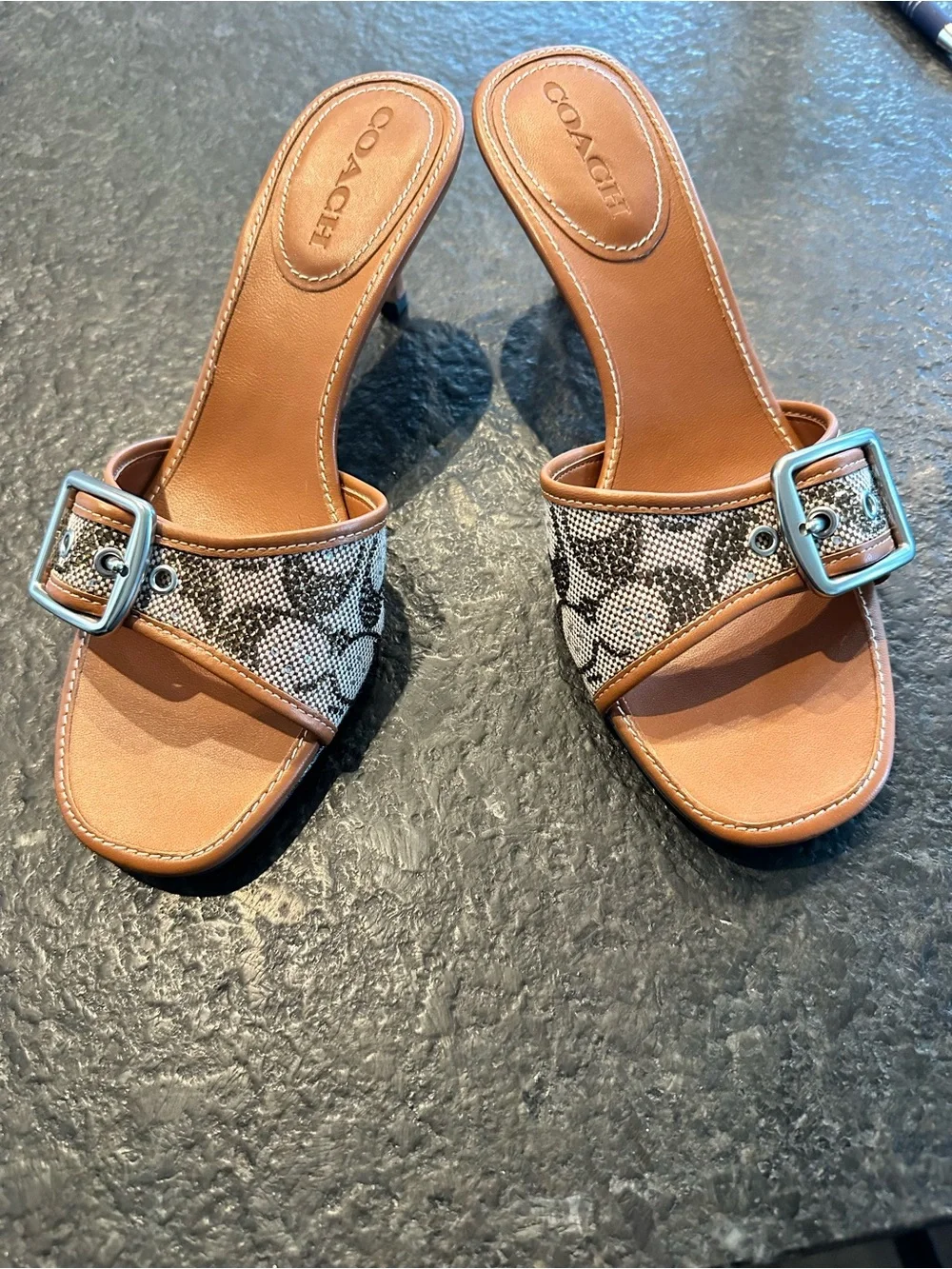 NWOT Coach Margot Crystal Sandals in Burnished Amber size 8.5 RARE FIND
